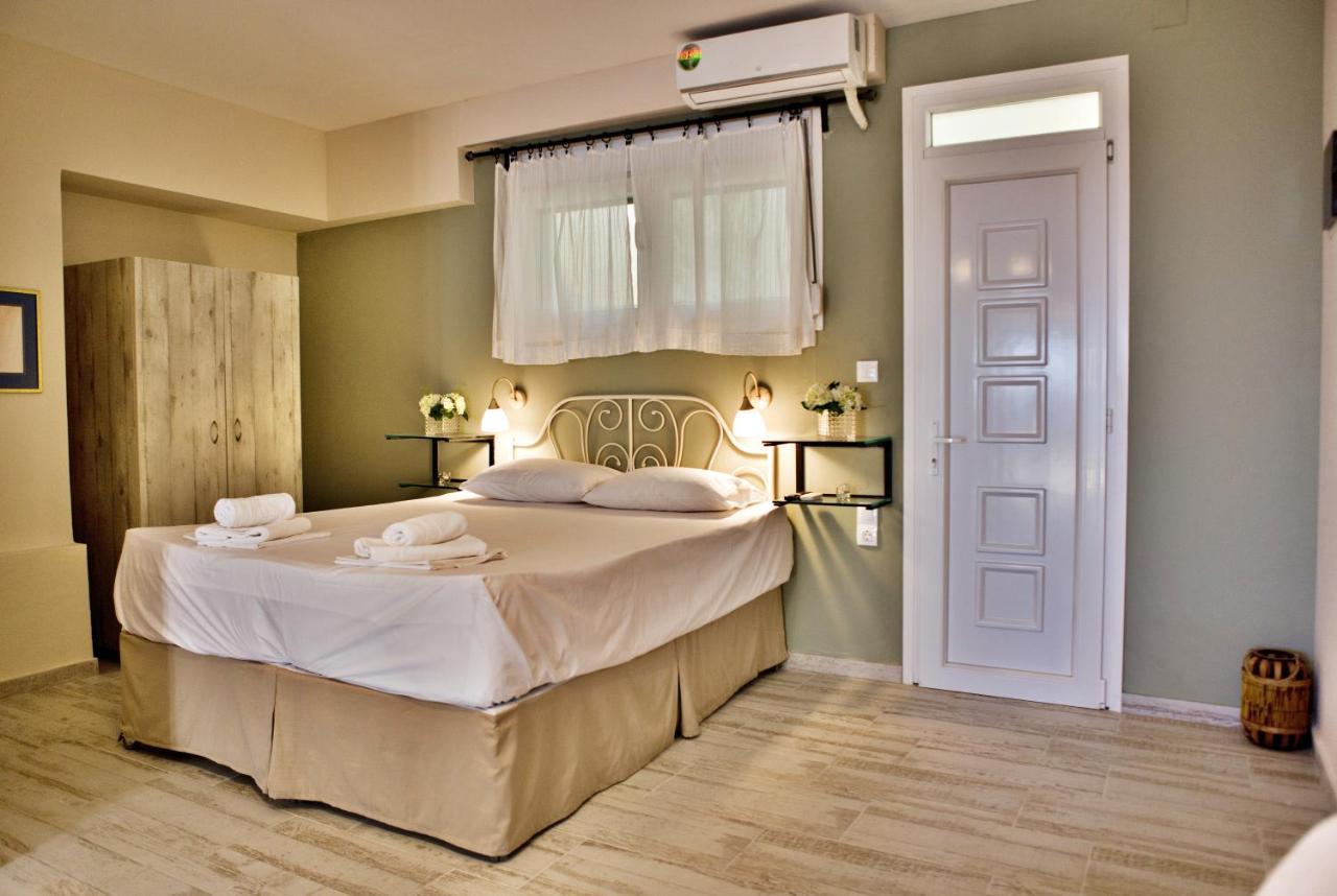 Axion Esti Apartments Skopelos Town Bagian luar foto