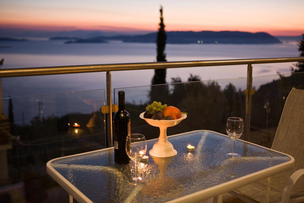 Axion Esti Apartments Skopelos Town Bagian luar foto
