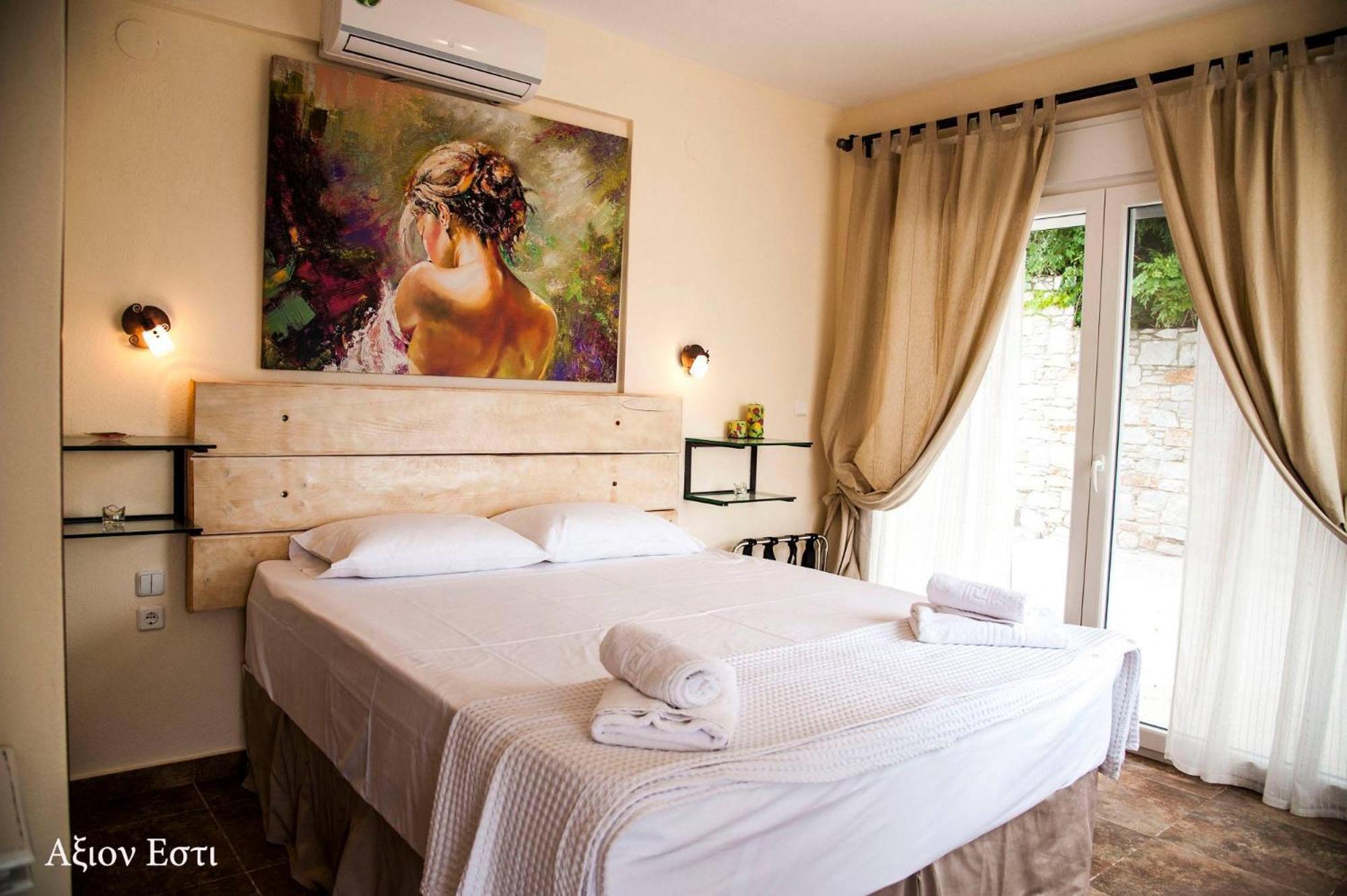Axion Esti Apartments Skopelos Town Bagian luar foto