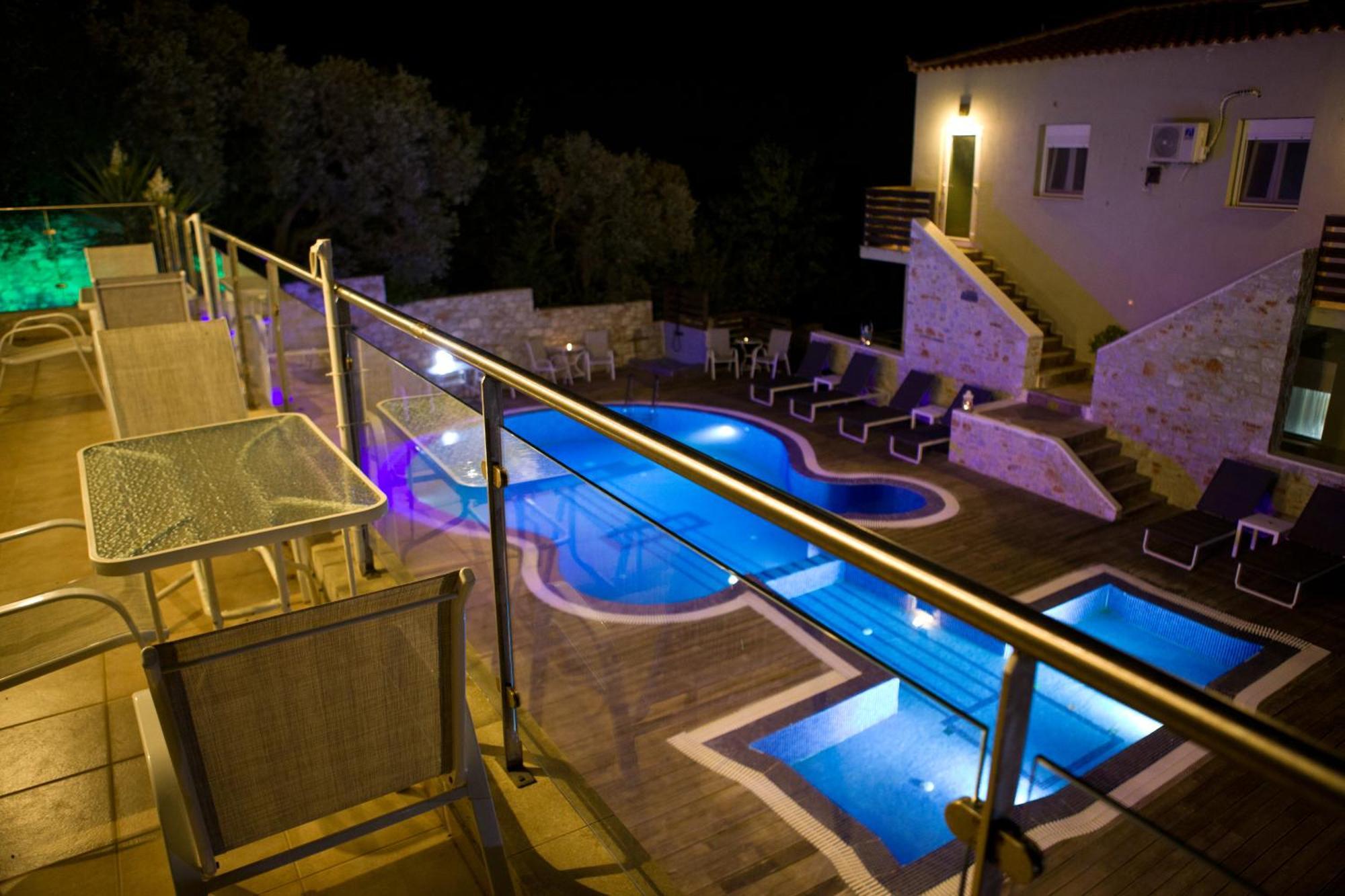 Axion Esti Apartments Skopelos Town Bagian luar foto