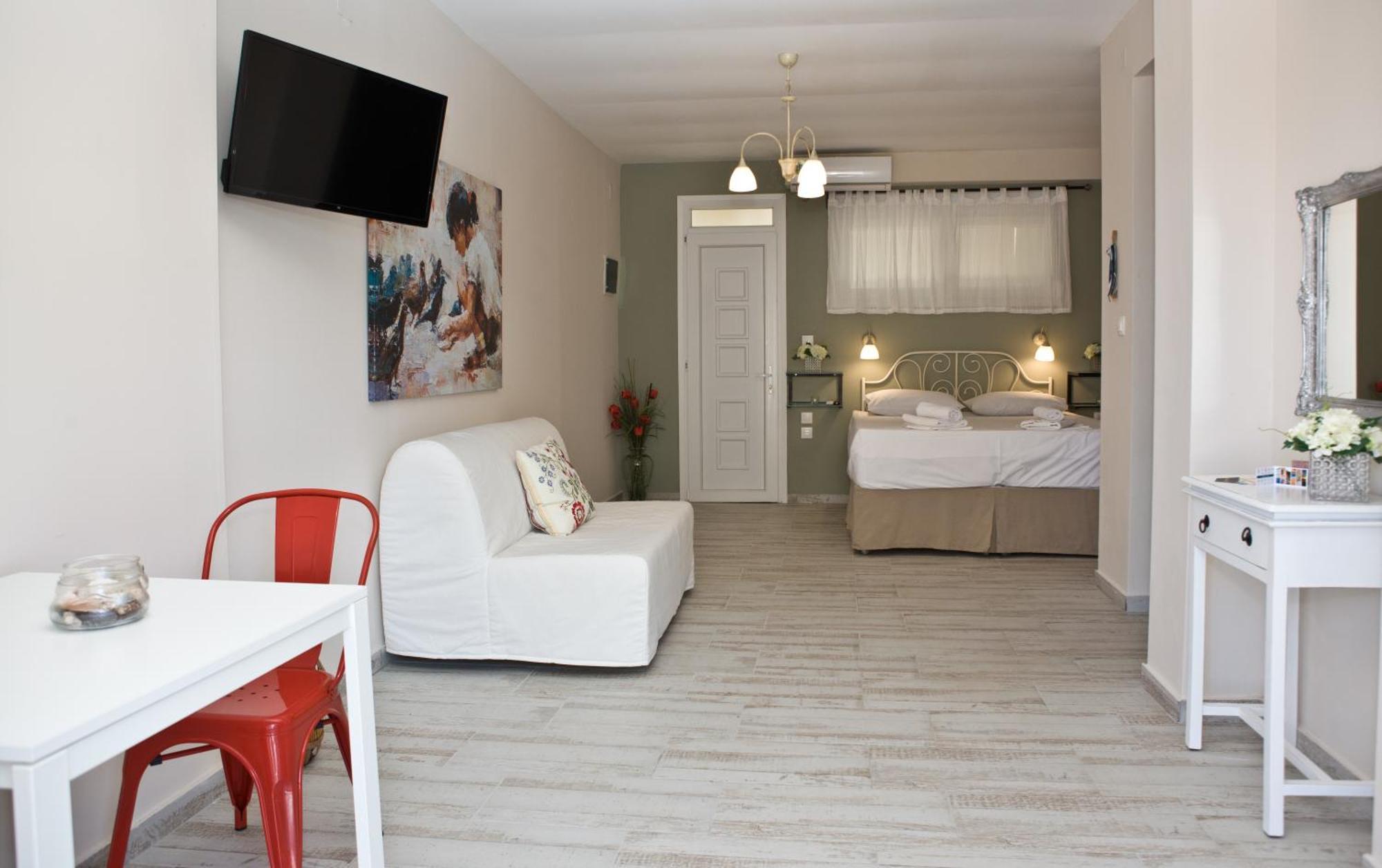 Axion Esti Apartments Skopelos Town Ruang foto