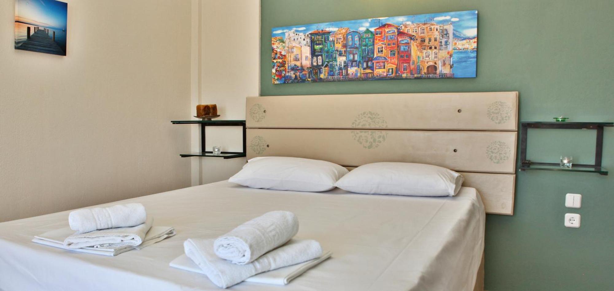 Axion Esti Apartments Skopelos Town Ruang foto