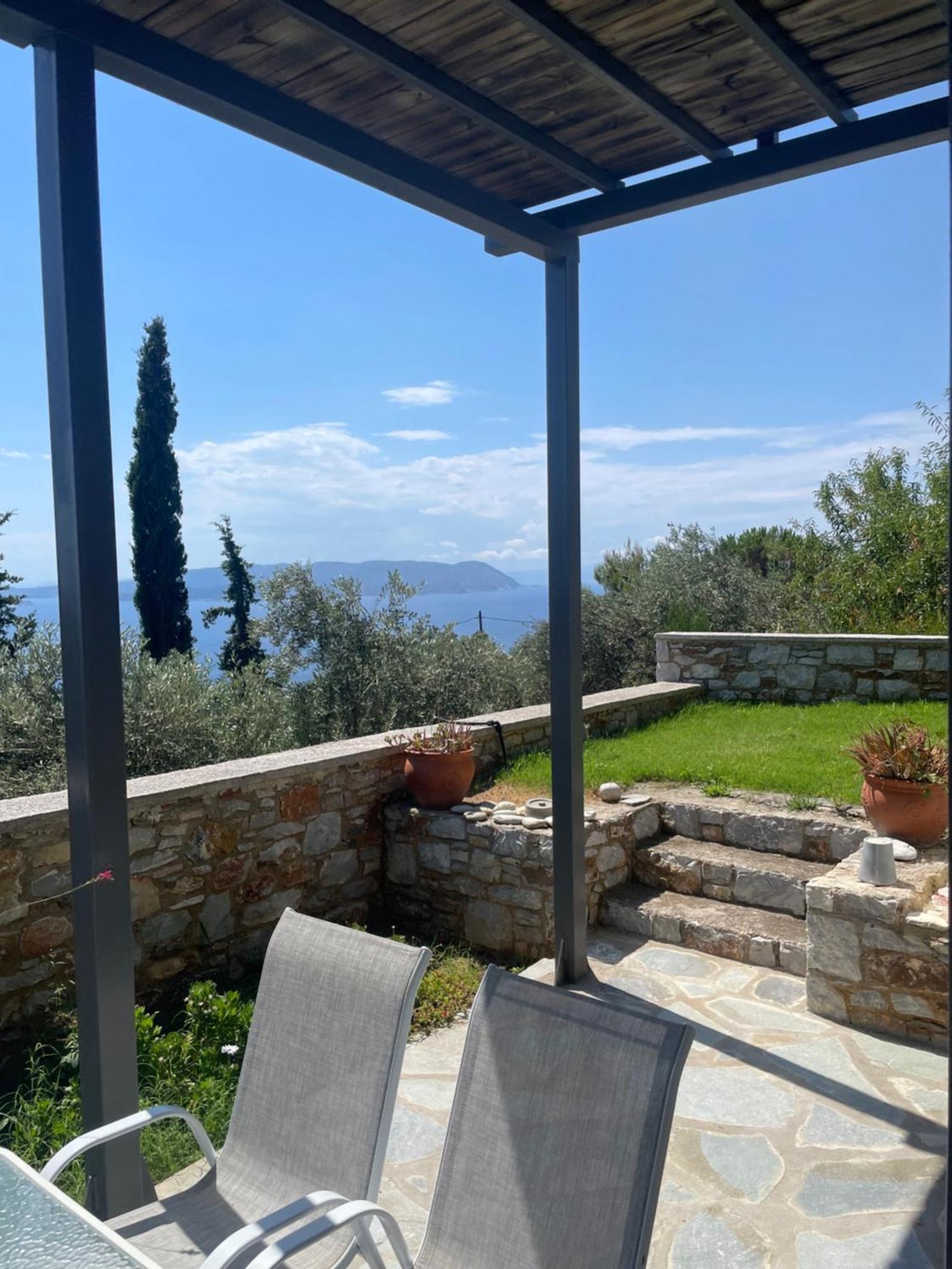Axion Esti Apartments Skopelos Town Bagian luar foto